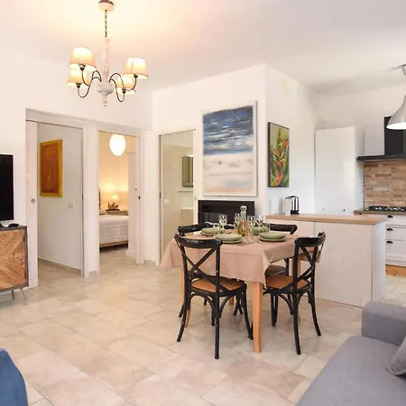 2 Bedroom Beautiful In Poggio Nativo